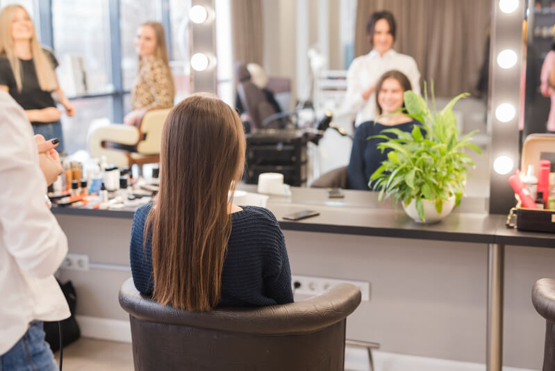 come attirare clienti in un negozio di parrucchiere